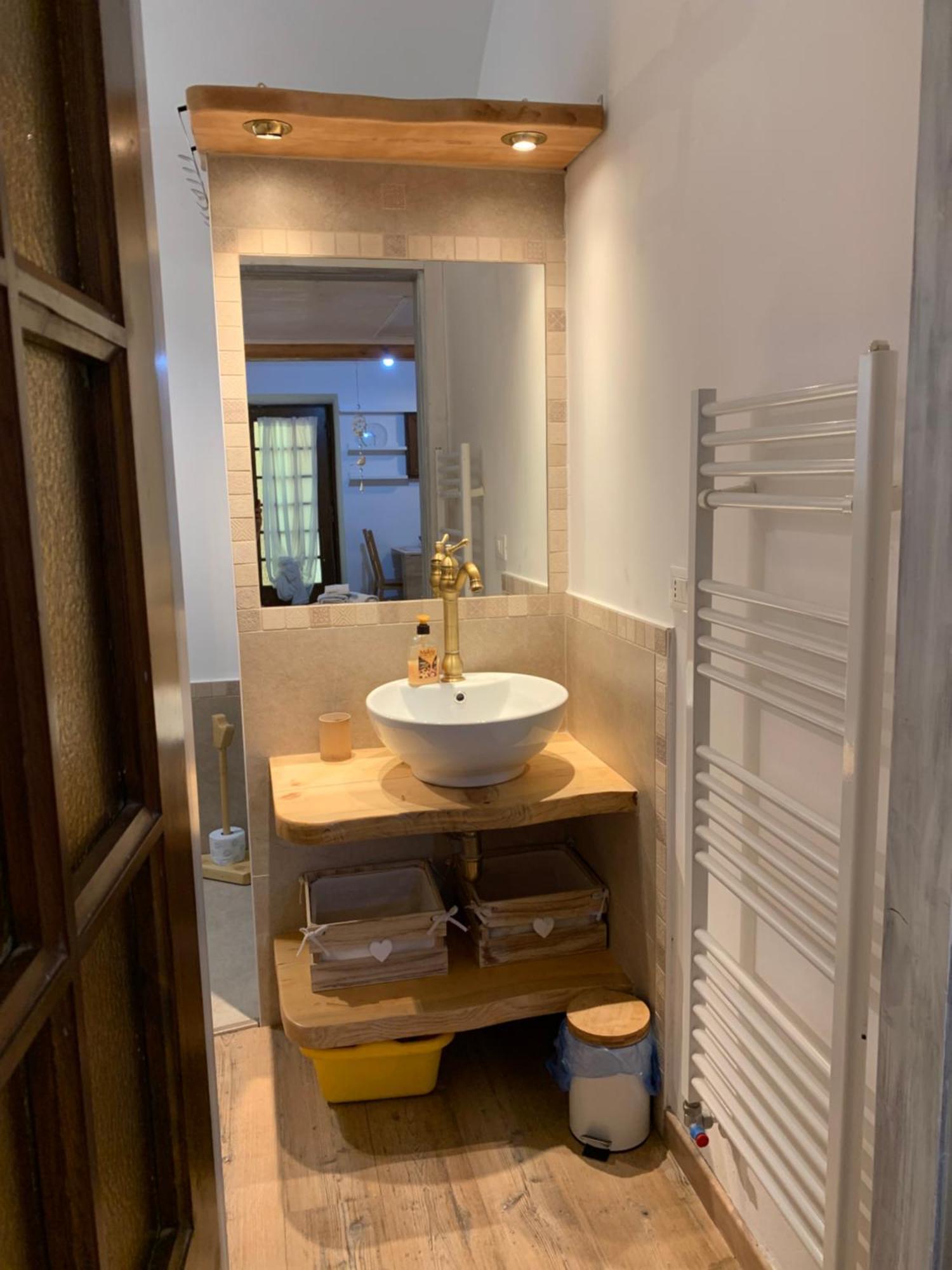 Casarte: Monolocale Terra Apartment Alpignano Ngoại thất bức ảnh