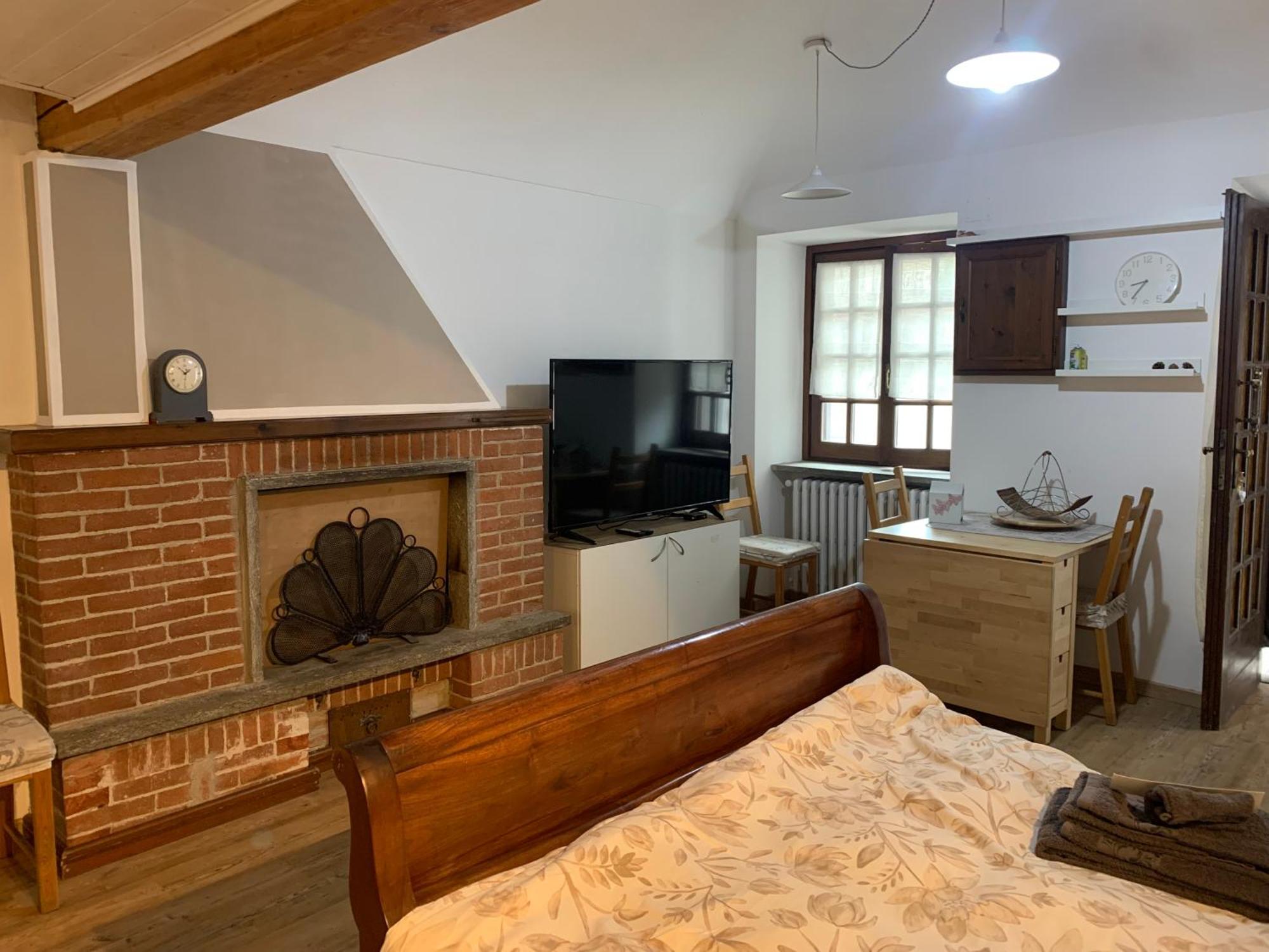 Casarte: Monolocale Terra Apartment Alpignano Ngoại thất bức ảnh